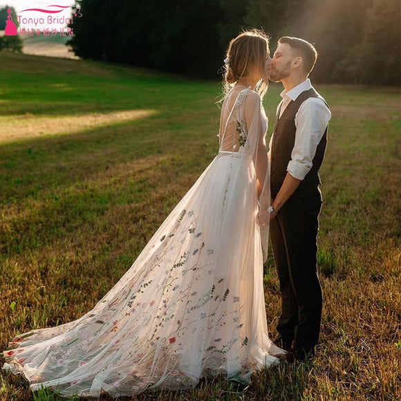Meticulously Embroidery Wedding Dresses Dreamy Bohemian Bridal Gowns